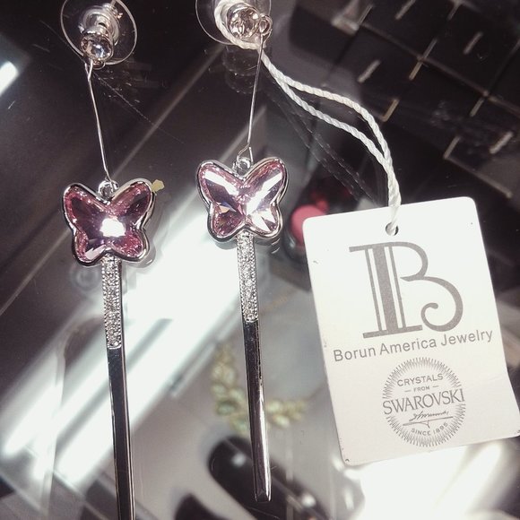 SWAROSKI CRYSTAL EARRING - Picture 1 of 1